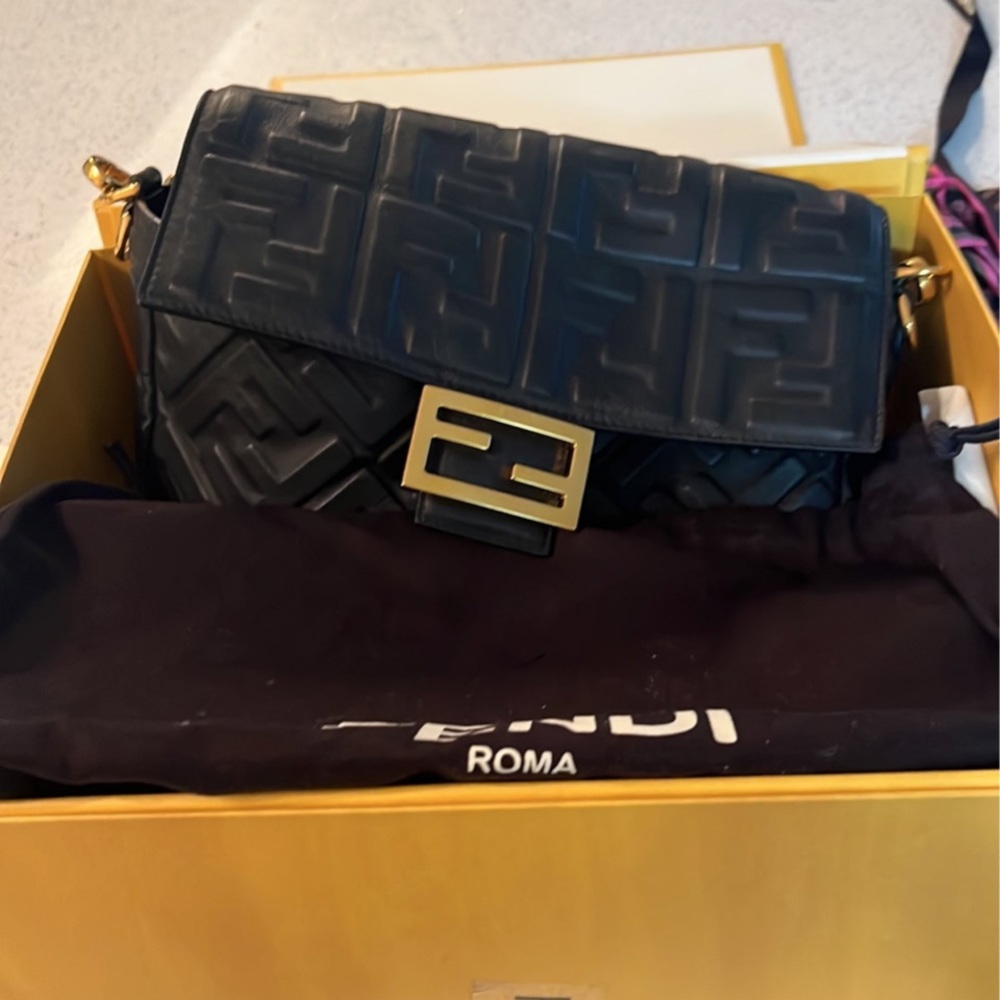 Fendi baguette medium embossed